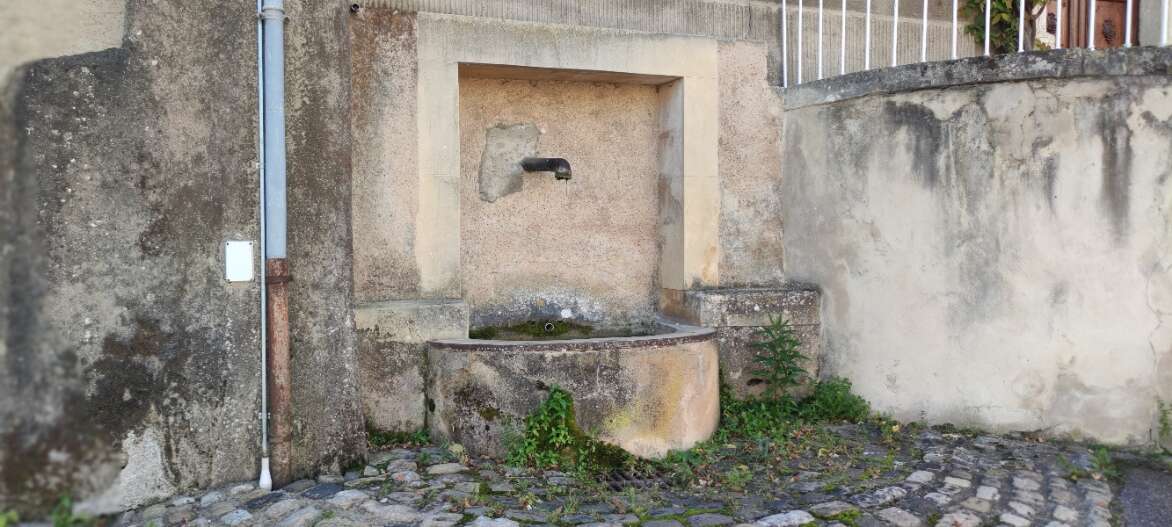 Fontaine Dornot